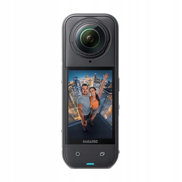 kamera-insta360-x5-essentials-bundle-polska-dystrybucja-model-1