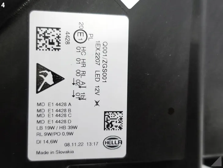 reflektor-db-c-klasa-14-l-led-hella-1ex-013-063-511-stan-nowy-strona-zabudowy-lewa