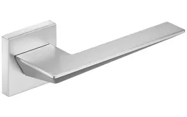 klamka-drzwiowa-premium-blade-q-kolor-chrom