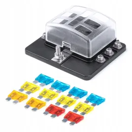 skrzynka-bezpiecznikowa-6-gniazd-bezpieczniki