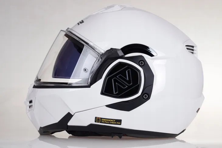kask-motocyklowy-szczekowy-ls2-ff906-advant-solid-white-m
