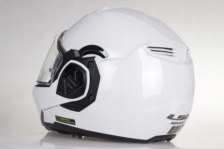 kask-motocyklowy-szczekowy-ls2-ff906-advant-solid-white-m