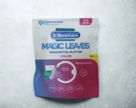 dr-beckmann-magic-leaves-25szt-color-de-detergent-do-prania-w-listkach