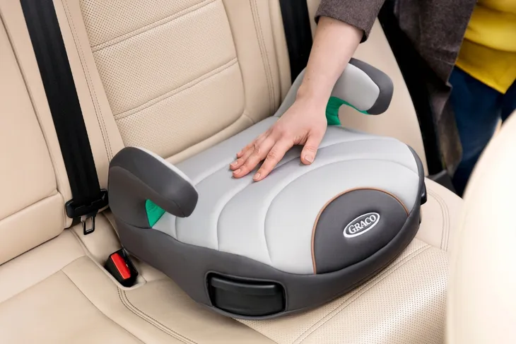 graco-fotelik-samochodowy-eversure-lite-r129-cherry-kolor-odcienie-czerwieni