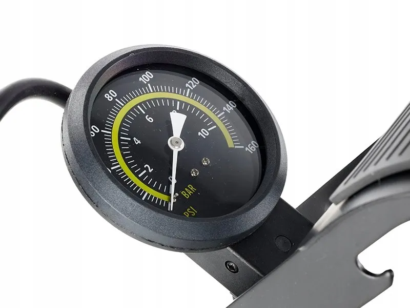 pompka-nozna-jednotlokowa-z-analogowym-cisnieniomierzem-max-11-bar-160-p