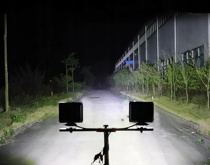 lampa-robocza-amio-01614-typ-samochodu-samochody-ciezarowe-samochody-dostawcze