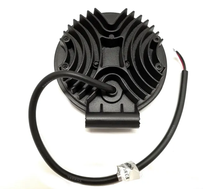 lampa-robocza-amio-zastosowanie-oswietlenie-otoczenia-oswietlenie-podloza