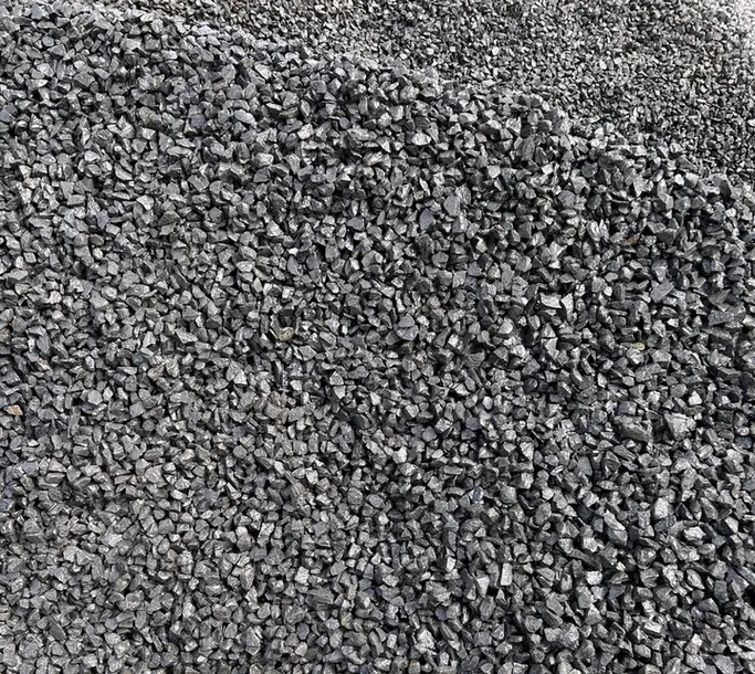 grys-czarny-kamien-bazalt-ozdobny-do-ogrodu-8-16mm-wyselekcjonowany-produkt-wprowadzony-do-obrotu-na-terenie-ue-przed-13-12-2024-nie