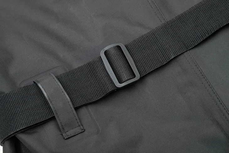 mikado-spodniobuty-czarne-basic-ums08-47
