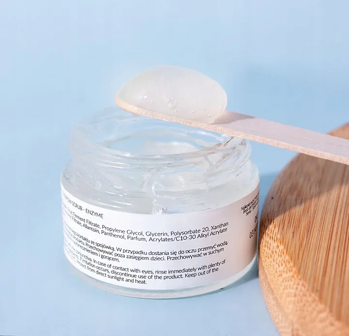 peeling-enzymatyczny-do-brwi-wonder-brows