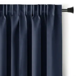 zaslona-blackout-90percent-na-tasmie-z-szarfa-140x175-cm-indygo-restilo