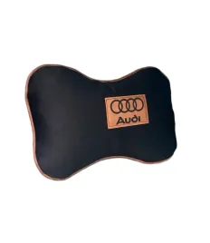 audi-poduszka-zaglowek-pod-kark-z-logo-premium