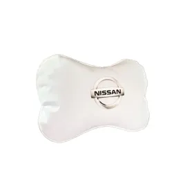 nissan-poduszka-zaglowek-pod-kark-z-logo