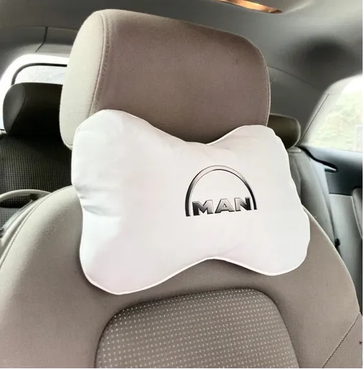 man-poduszka-zaglowek-pod-kark-z-logo-stan-nowy-producent-modrof