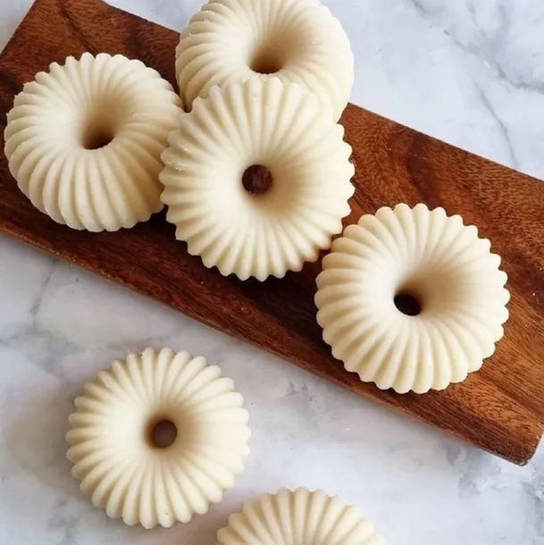 forma-silikonowa-do-ciasteczek-mini-babeczek-marka-rossner