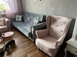 zestaw-mebli-3-1-puf-otwierany-sofa-fotel-uszak-glamour