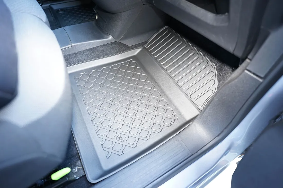 opel-e-combo-e-van-electric-od-2023-teraz-guardliner-653777