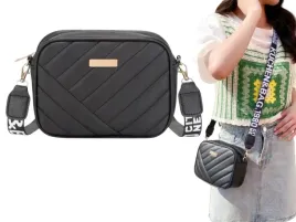 pikowana-torebka-damska-crossbody-mala-listonoszka-czarna-eco-skora