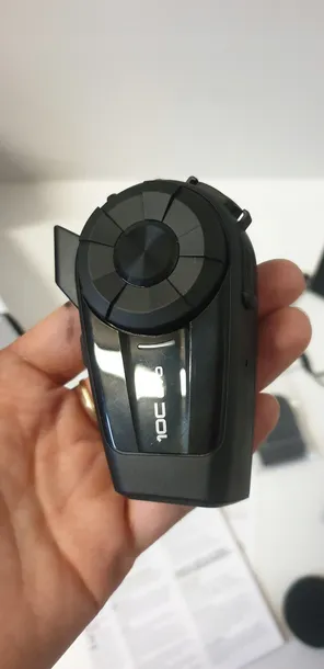 interkom-motocyklowy-sena-10c-evo-bluetooth-4-1-typ-polaczenia-bluetooth