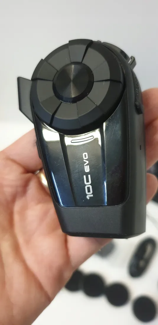 interkom-motocyklowy-sena-10c-evo-bluetooth-4-1-stan-powystawowy