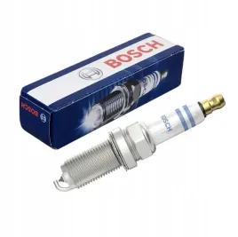 swieca-zaplonowa-bosch-0-242-240-637-porsche-911-cayenne-panamera