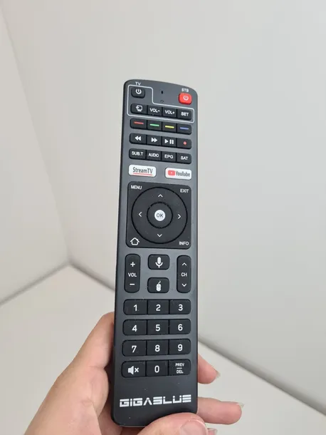 dekoder-telewizyjny-gigablue-x1-plus-4k-android-iptv-ott-1x-tuner-dvb-s2x-stan-powystawowy-stan-opakowania-otwarte