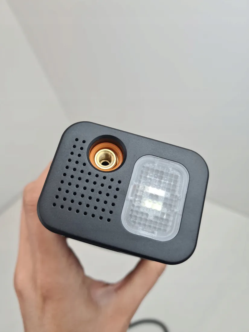 kompaktowy-kompresor-morpilot-7800mah-60w-przenosny-samochodowy-stan-powystawowy