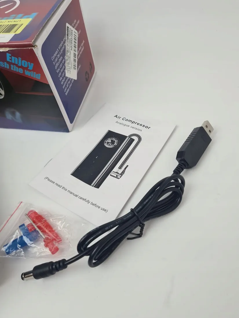 kompaktowy-kompresor-na-usb-do-opon-rowerow-150-psi-74-v-3600-mah-stan-powystawowy