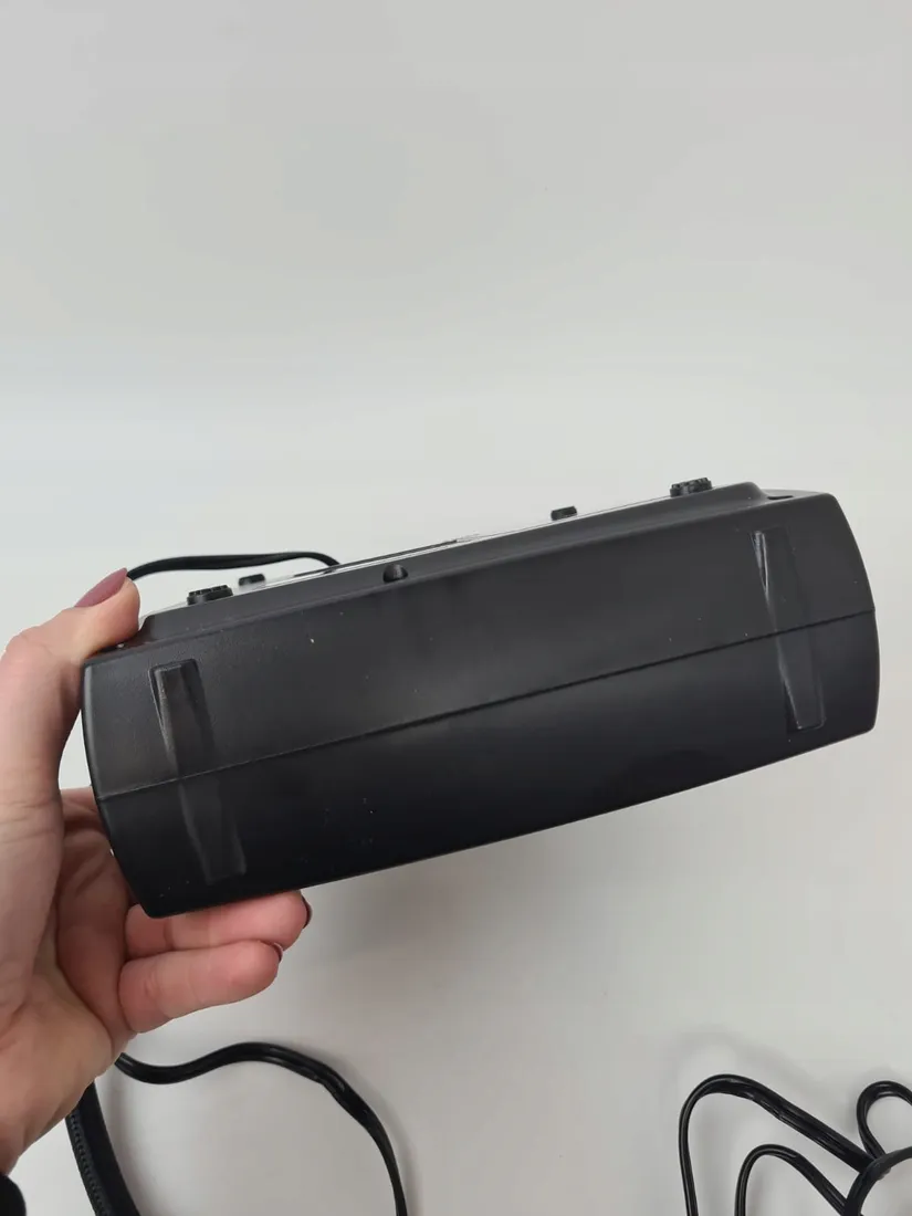 kompaktowy-kompresor-amazon-basics-psi-150-dc-12v-przenosny-stan-powystawowy