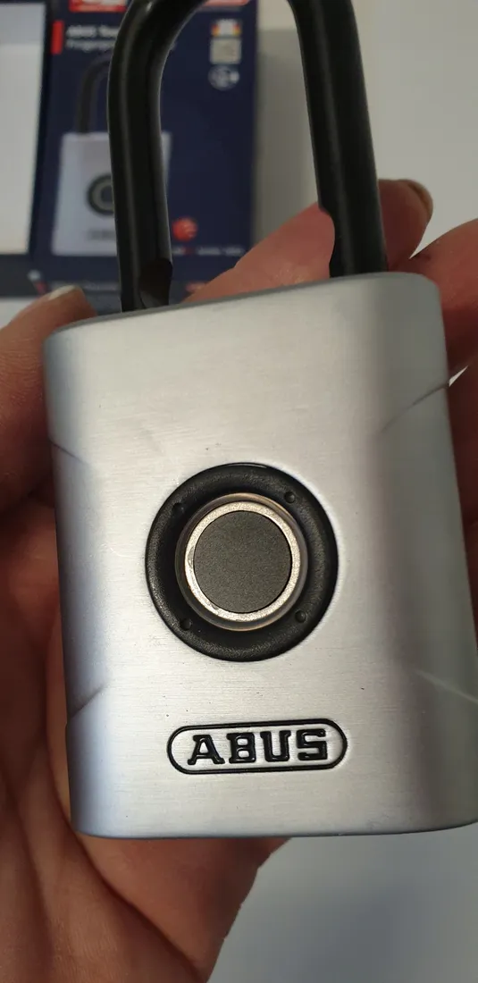 klodka-na-odcisk-palca-abus-touch-57-50-stan-powystawowy