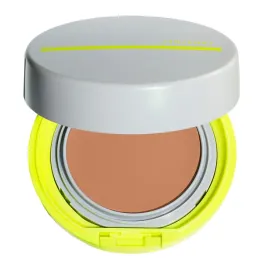 shiseido-sports-bb-compact-spf50-puder-bb-w-kompakcie-very-dark-12g