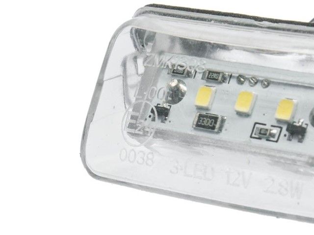 Podświetlenie tablicy rejestracyjnej LED EINPARTS EP32 do