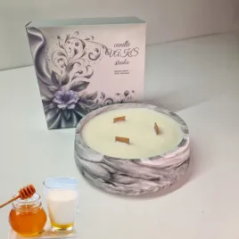 swieca-sojowa-zapachowa-o-zapachu-mleko-i-miod-250g-swiece-sojowe-eko