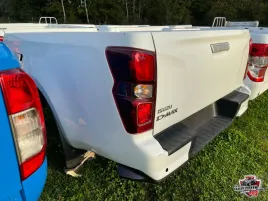 nowa-paka-nadwozie-isuzu-d-max-2020-1-5-kabiny-skrzynia-ladunkowa