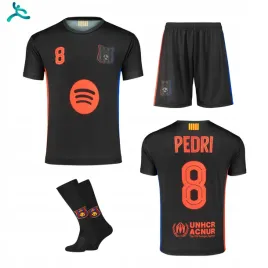 stroj-komplet-pilkarski-pedri-getry-rozm-128-cm