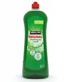 plyn-do-mycia-naczyn-kirkland-talerzy-chemia-domowa-lsniace-naczynia-1-l