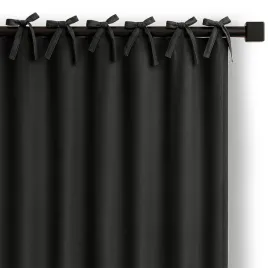zaslona-czarna-carli-140x250-cm-matowa-na-troczkach-do-salonu-restilo