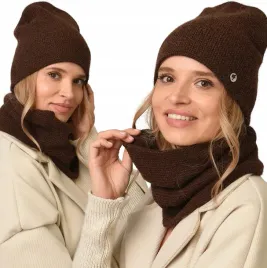 czekoladowy-braz-zimowy-komplet-damski-czapka-szalik-komin-cieply