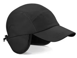 czapka-zimowa-z-daszkiem-wodoodporna-ocieplana-polarowa-z-nausznikami