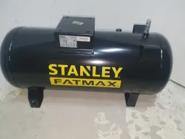 ladny-zbiornik-do-kompresora-dwutlokowego-stanley-50l-10-bar