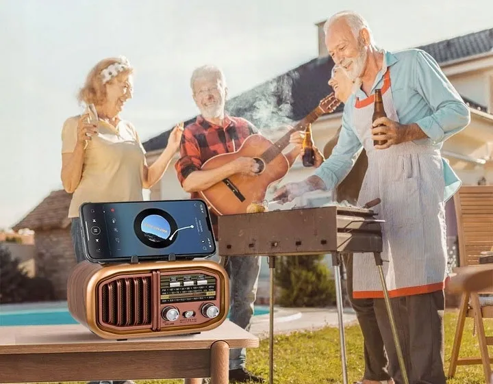 przenosne-radio-kuchenne-budowalne-micro-sd-usb-bluetooth-panel-stan-nowy