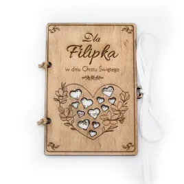 prezent-drewniana-kartka-na-chrzest-pamiatka-chrztu-swietego-personalizacja