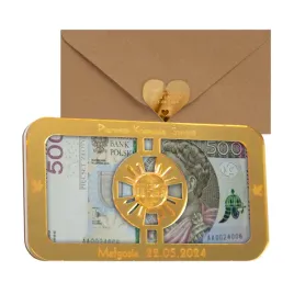 piekna-personalizowana-zlota-koperta-na-pieniadze-na-komunie-swieta