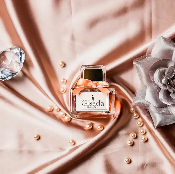 gisada-donna-edp-100ml-flakon-korek-stan-nowy