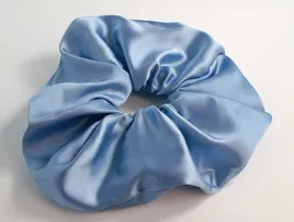 scrunchie-satynowa-mega-duza-xxl-satyna-srednica-16-cm-niebieski