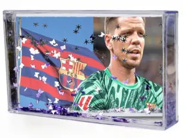 akwarium-ramka-wodna-3d-szczesny-barcelona-barca-producent