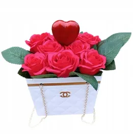 flower-box-duzy-kwiaty-mydlane-bukiet-na-prezent-roze-urodziny-walentynki