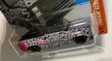 hot-wheels-83-chevy-silverado-stan-nowy