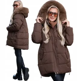 kori-zimowa-ciepla-luzna-kurtka-damska-pikowana-z-futrem-romby