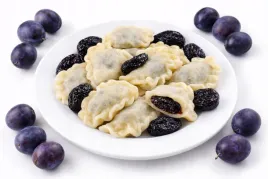 pierogi-ze-sliwka-wedzona-suszona-chyrowskie-domowe-pyszne-naturalne-05kg